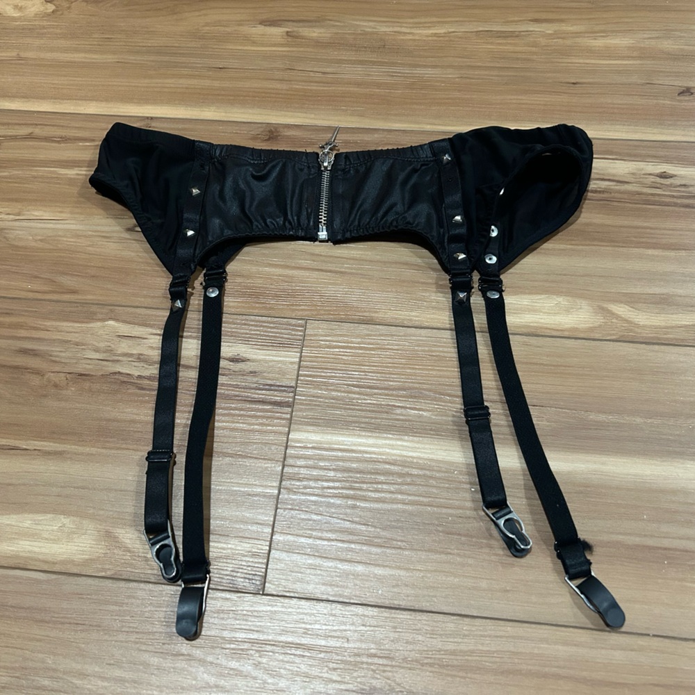 Goth Black Garter Belt with Snap Details Metal Zipper Size XL